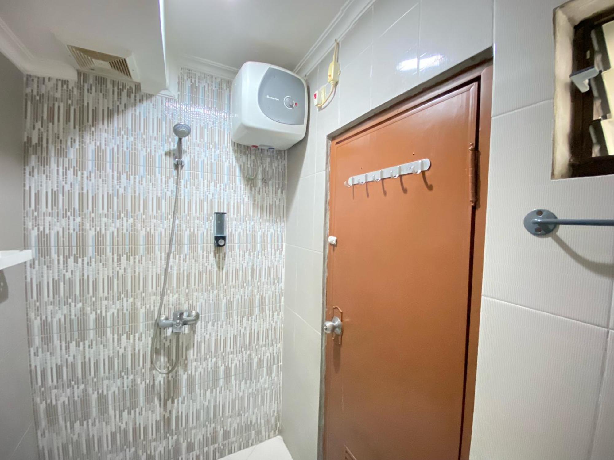 Apartemen Cozy Living 2br At Gateway Ahmad Yani Cicadas By Travelio