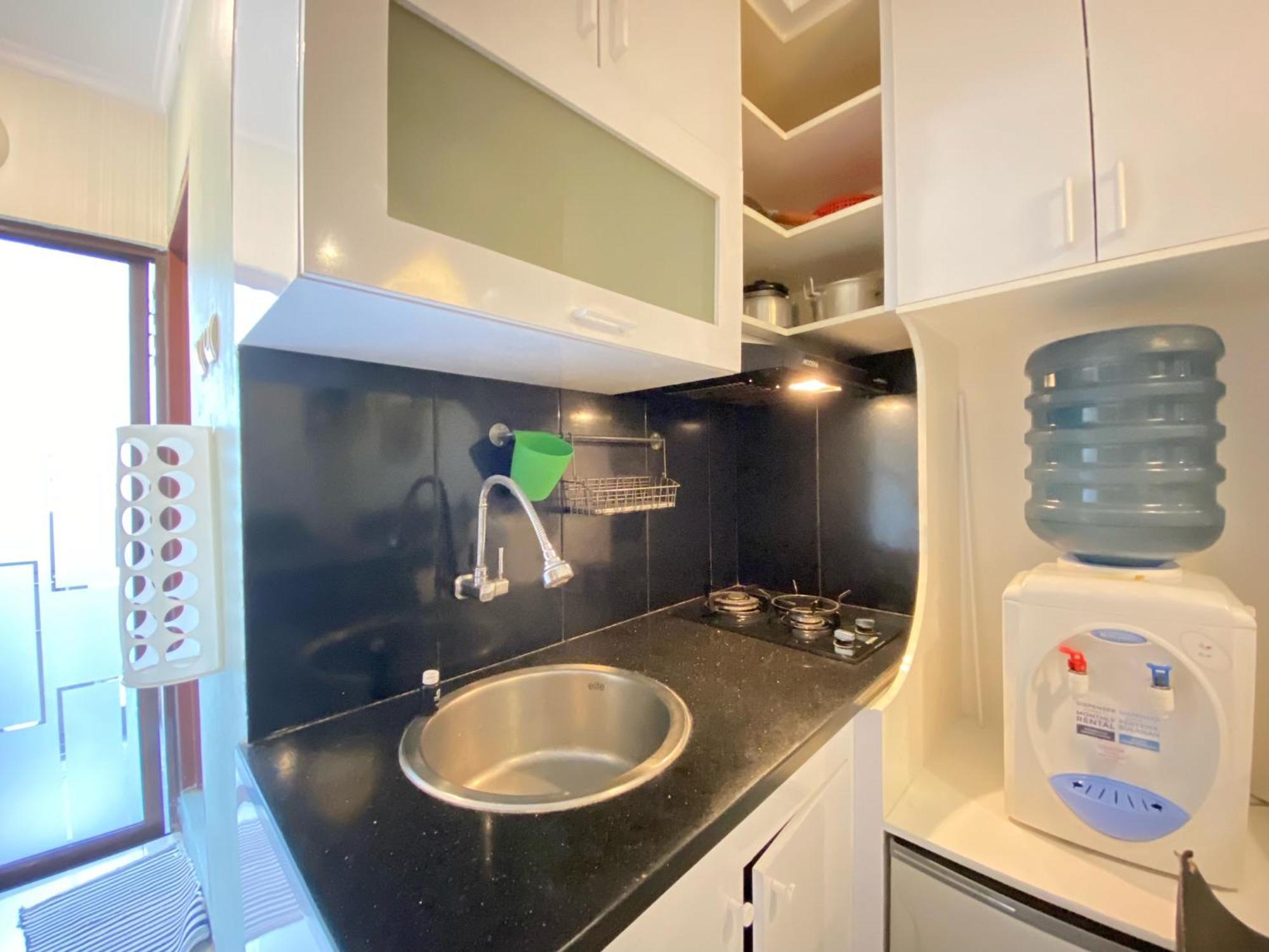 Cozy Living 2br At Gateway Ahmad Yani Cicadas By Travelio Apartemen