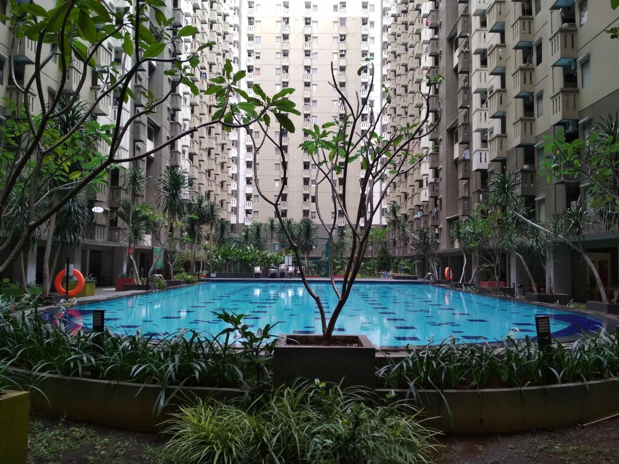 Cozy Living 2br At Gateway Ahmad Yani Cicadas By Travelio * Bandung